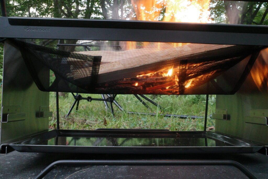 レビュー】こりゃ焚き火料理が捗るわ！｜ベルモントTOKOBI | 小さなランプ